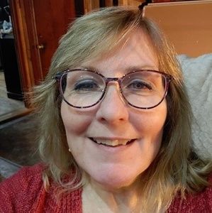 Meet your Posher, Jacqueline